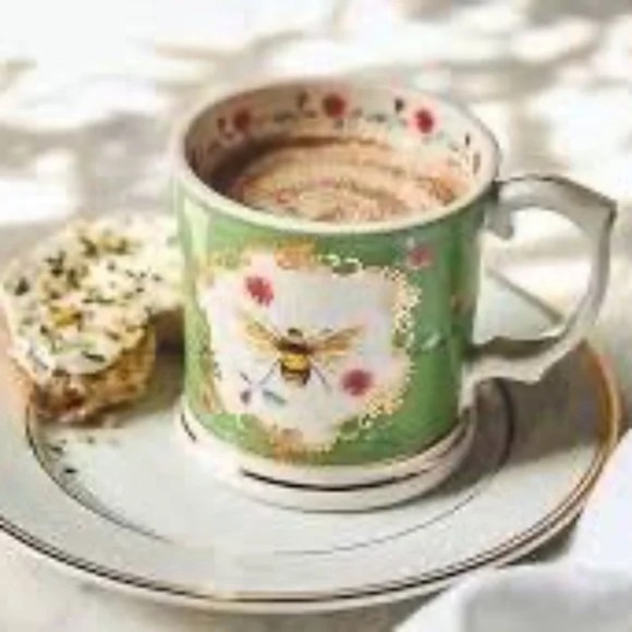 NWT Anthropologie Lou Rota Nature Mug Bee - Picture 1 of 2